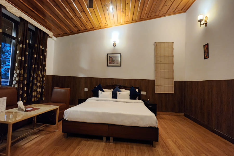 best luxury resorts in kasauli