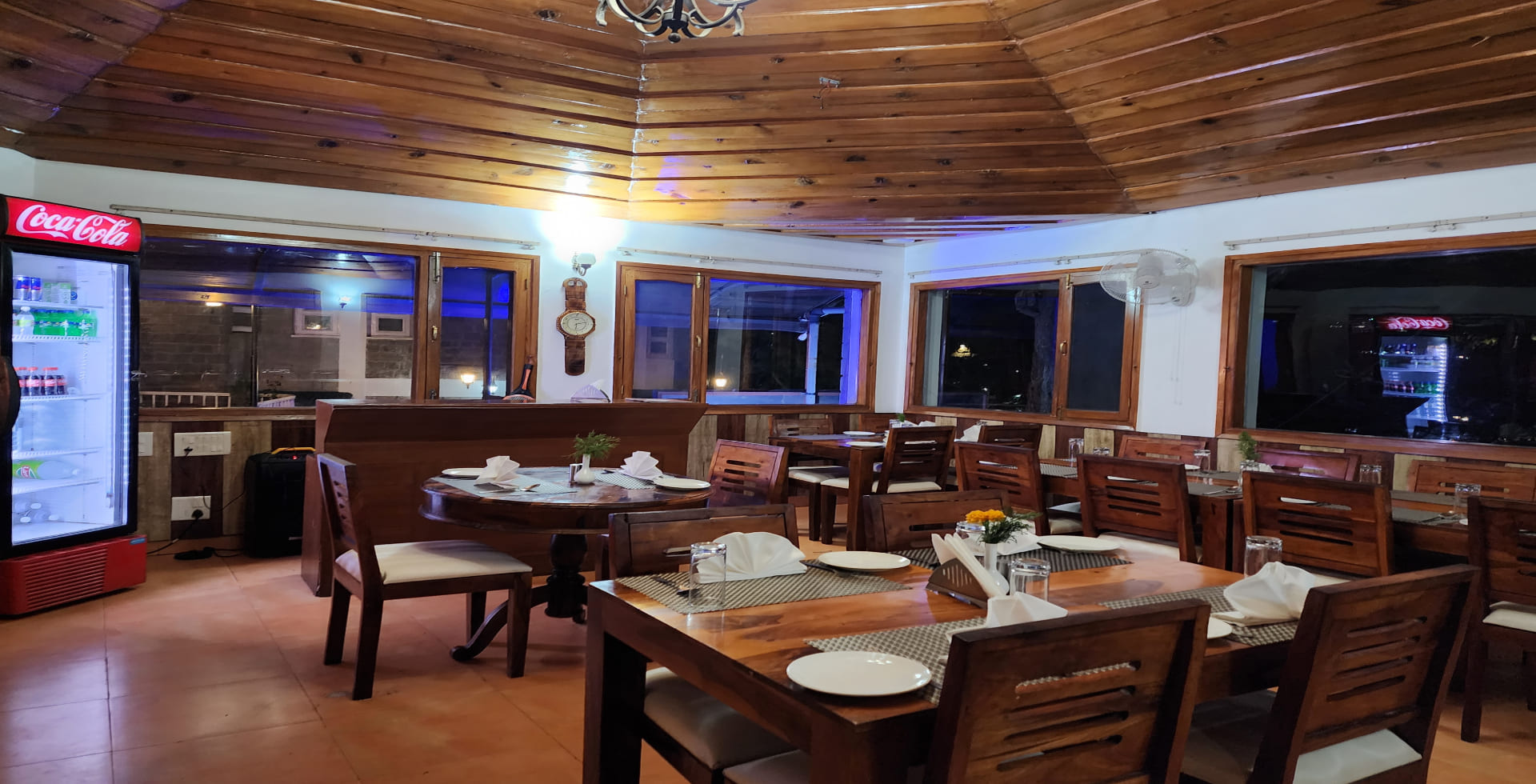 budget resorts in kasauli for family